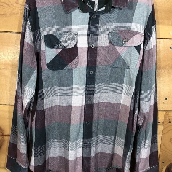 Prana Flannel Plaid Button Down Long Sleeve Shirt Mens Size XL Casual Red Black - Picture 3 of 11